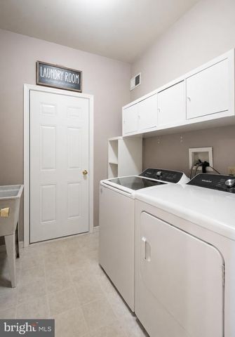 923 CHESTER DR, Pottstown, PA 19465