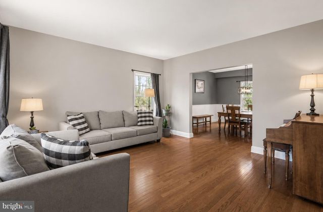 923 CHESTER DR, Pottstown, PA 19465