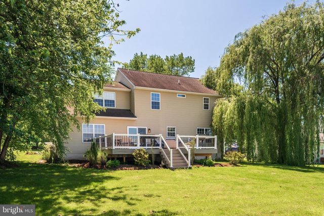 923 CHESTER DR, Pottstown, PA 19465