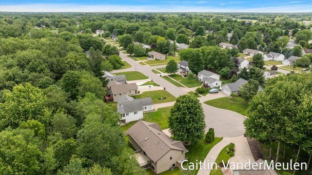 11484 Cameron Avenue, Allendale, MI 49401