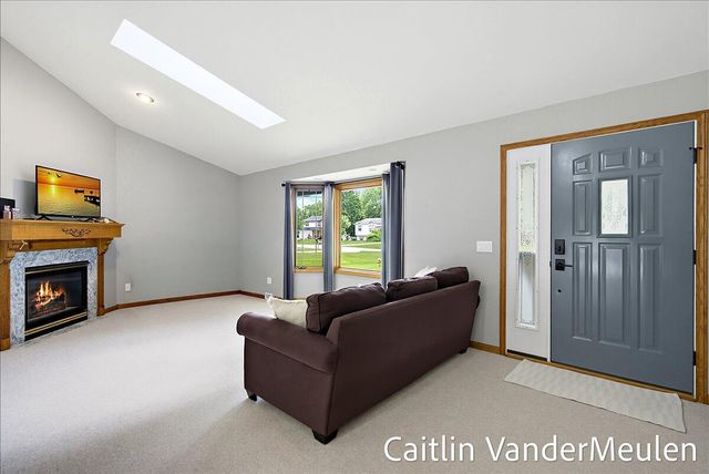 11484 Cameron Avenue, Allendale, MI 49401