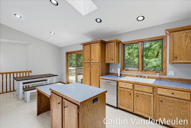 11484 Cameron Avenue, Allendale, MI 49401