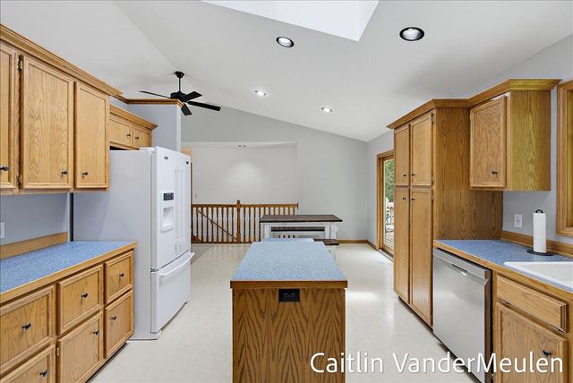 11484 Cameron Avenue, Allendale, MI 49401