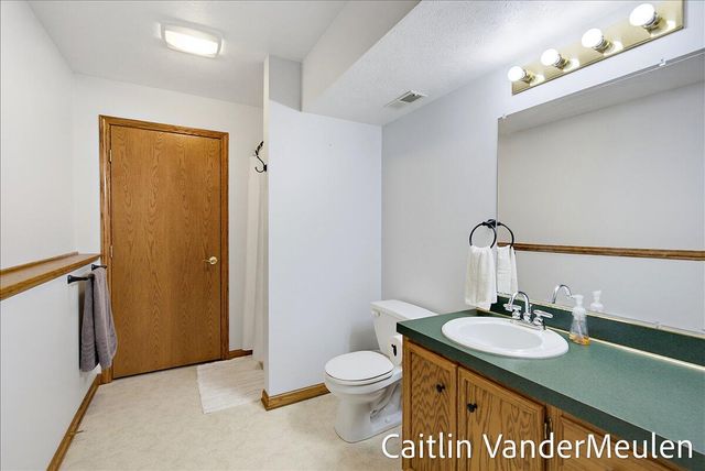 11484 Cameron Avenue, Allendale, MI 49401
