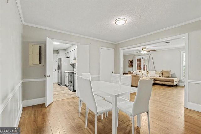 129 Rue Fontaine, Lithonia, GA 30038