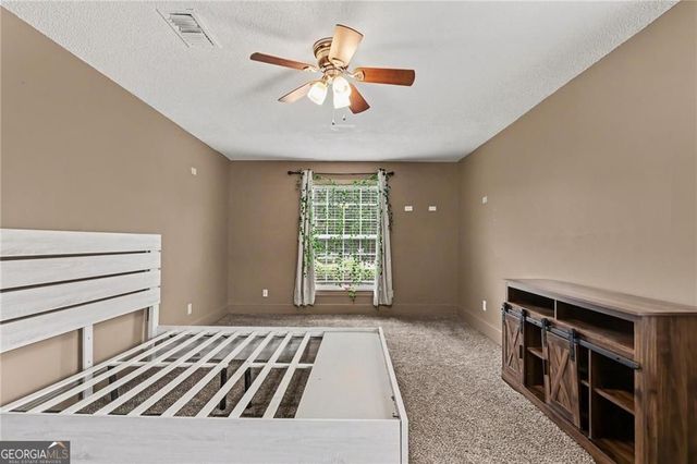 129 Rue Fontaine, Lithonia, GA 30038
