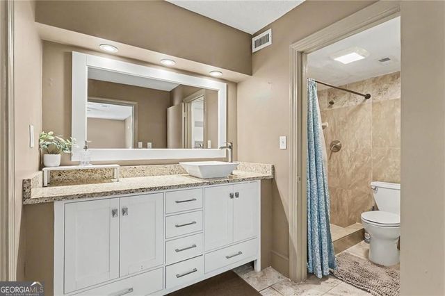129 Rue Fontaine, Lithonia, GA 30038