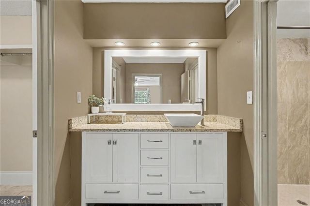 129 Rue Fontaine, Lithonia, GA 30038