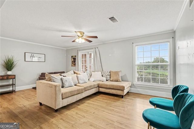 129 Rue Fontaine, Lithonia, GA 30038