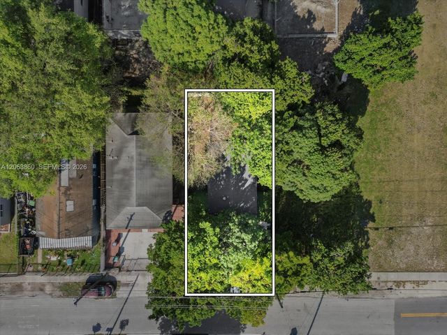 1829 NW 62nd Terrace, Miami, FL 33147