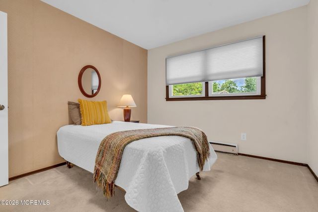 733 Harmony Road, North Middletown, NJ 07748