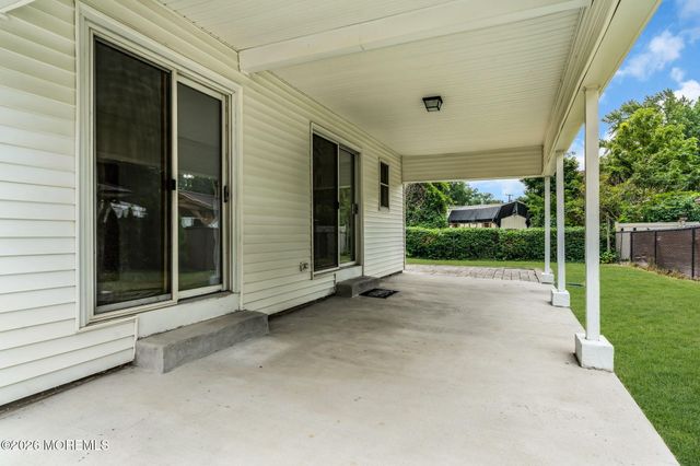 733 Harmony Road, North Middletown, NJ 07748