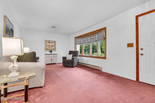 733 Harmony Road, North Middletown, NJ 07748