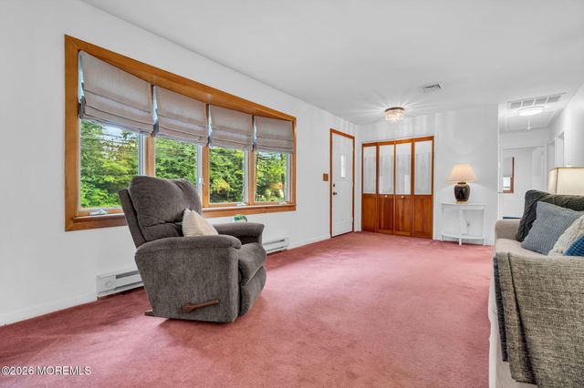 733 Harmony Road, North Middletown, NJ 07748