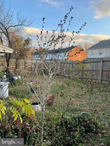 727 OLDE GREENWICH CIR, Fredericksburg, VA 22408