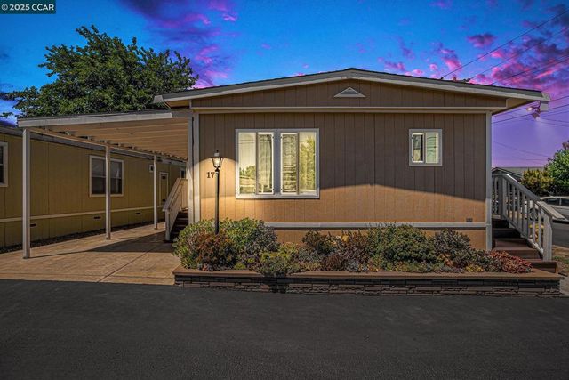 75 E Bolton Rd, Oakley, CA 94561