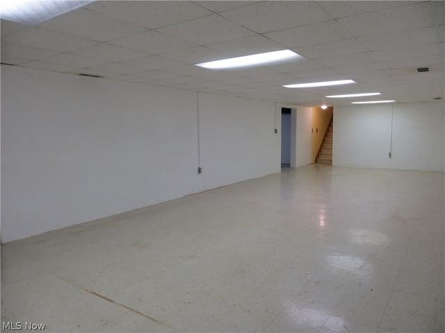 6204 Meadview Drive, Seven Hills, OH 44131