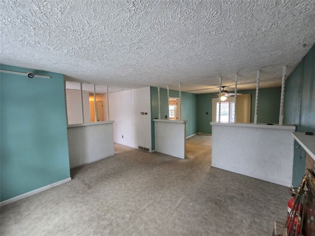 4720 LAWNDALE Drive, Erie, PA 16506