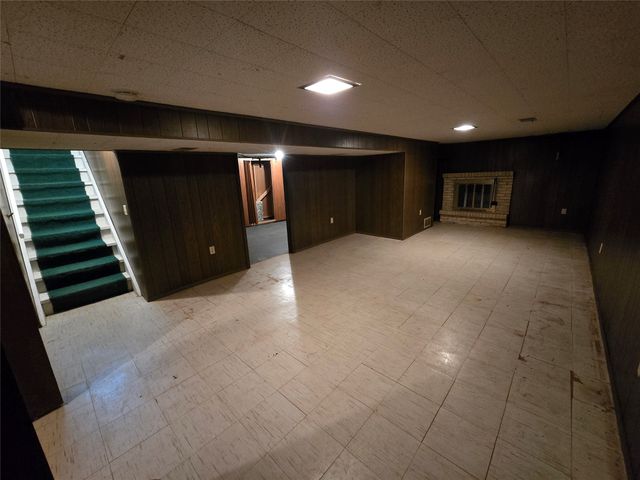 4720 LAWNDALE Drive, Erie, PA 16506