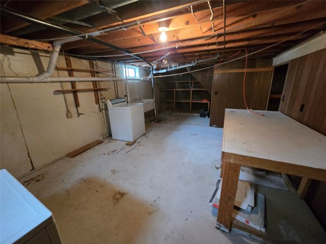 4720 LAWNDALE Drive, Erie, PA 16506