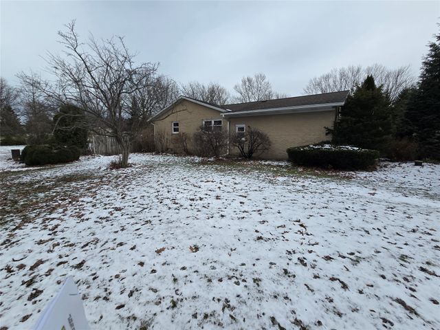 4720 LAWNDALE Drive, Erie, PA 16506
