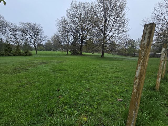 4720 LAWNDALE Drive, Erie, PA 16506
