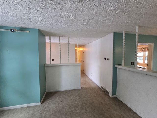 4720 LAWNDALE Drive, Erie, PA 16506