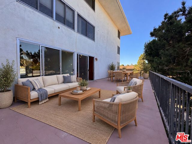 8701 Delgany Avenue 113, Playa Del Rey, CA 90293