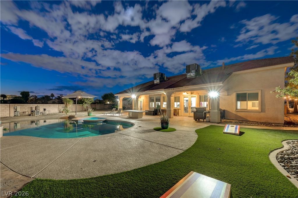 135 East Mesa Verde Lane, Las Vegas, NV 89123 — photo 4
