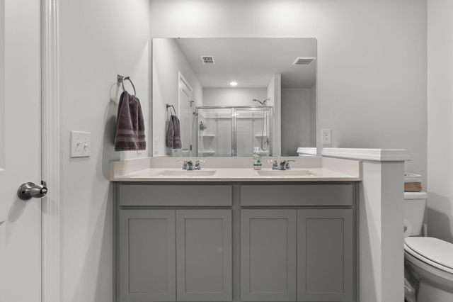 222 W Bradford Pointe Drive, Summerville, SC 29486