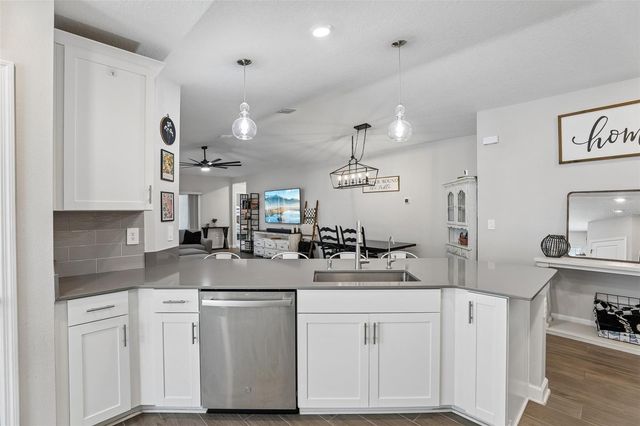 5671 WOOD BRIDGE PLACE, St Cloud, FL 34771