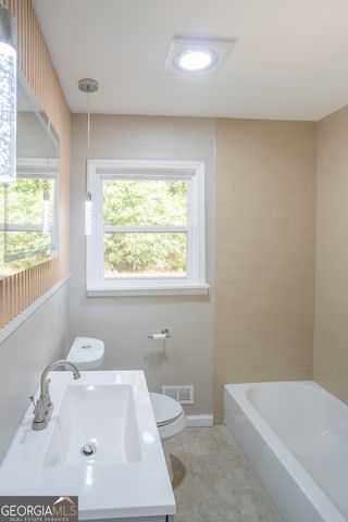 2282 Belmont Drive, Decatur, GA 30032