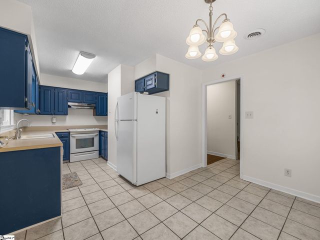 107 Mistybrook Drive, Spartanburg, SC 29302