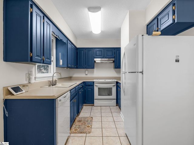 107 Mistybrook Drive, Spartanburg, SC 29302