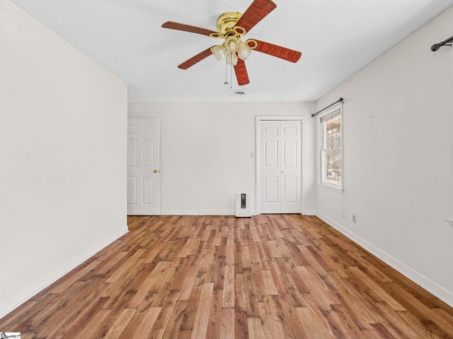 107 Mistybrook Drive, Spartanburg, SC 29302