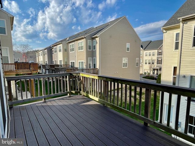 201 WOODSTREAM CIR, Stafford, VA 22556