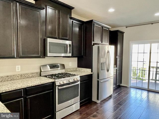 201 WOODSTREAM CIR, Stafford, VA 22556