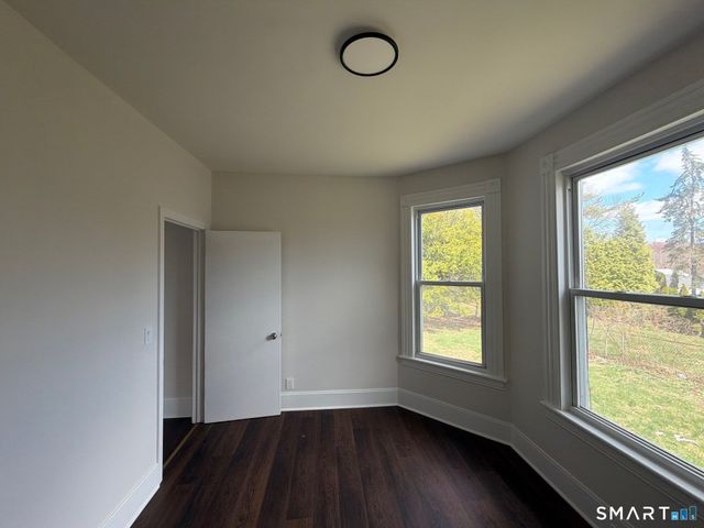 316 West Main Street 1, Milford, CT 06460