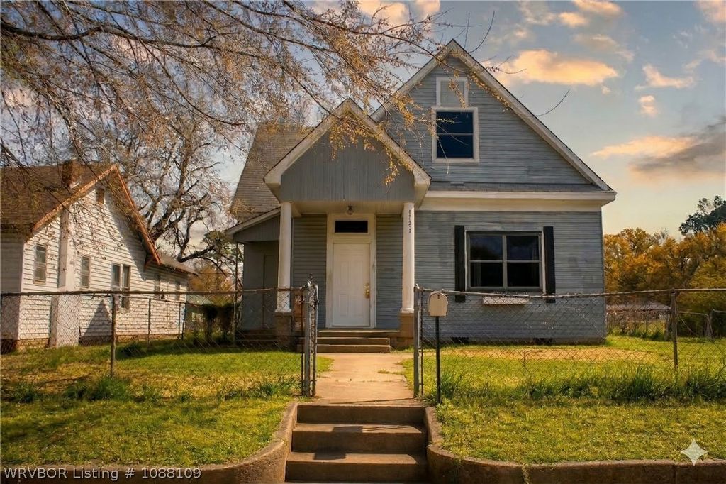 723 S 20, Fort Smith, AR 72901