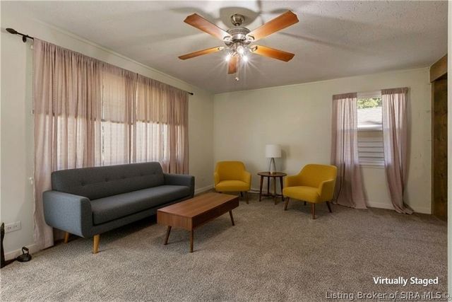 5 Grandview Drive, Jeffersonville, IN 47130