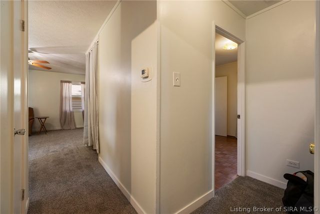 5 Grandview Drive, Jeffersonville, IN 47130