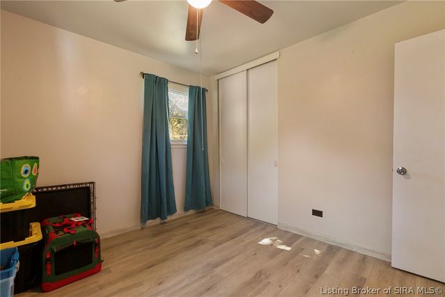 5 Grandview Drive, Jeffersonville, IN 47130