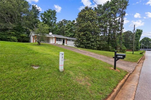 4121 Partridge Dr, Douglasville, GA 30135