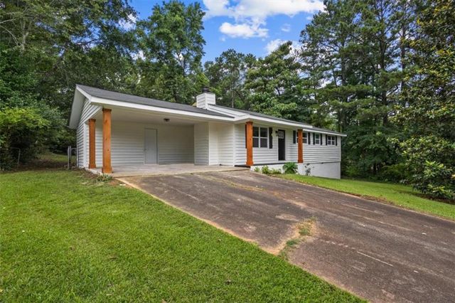 4121 Partridge Dr, Douglasville, GA 30135