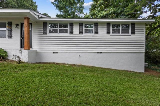 4121 Partridge Dr, Douglasville, GA 30135