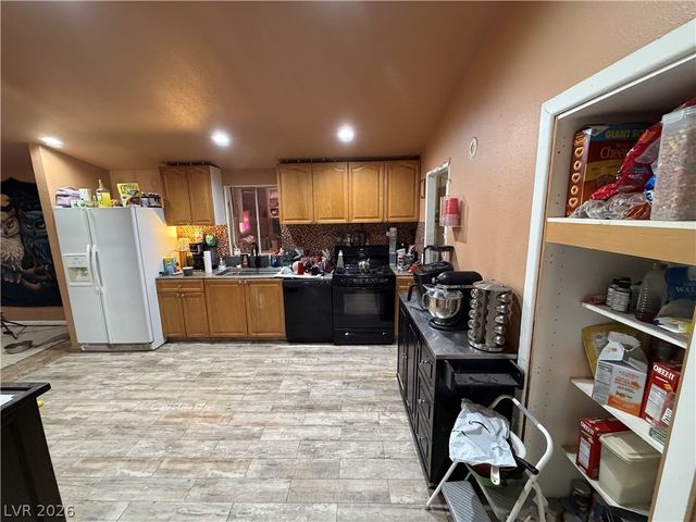 6054 Bluehill Avenue, Las Vegas, NV 89156