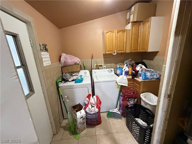 6054 Bluehill Avenue, Las Vegas, NV 89156