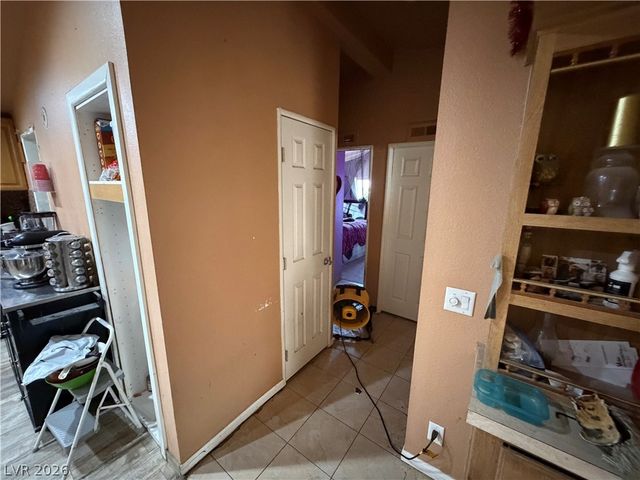 6054 Bluehill Avenue, Las Vegas, NV 89156
