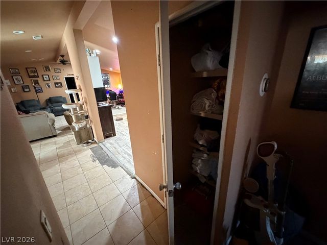 6054 Bluehill Avenue, Las Vegas, NV 89156