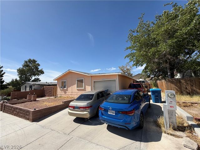 6054 Bluehill Avenue, Las Vegas, NV 89156